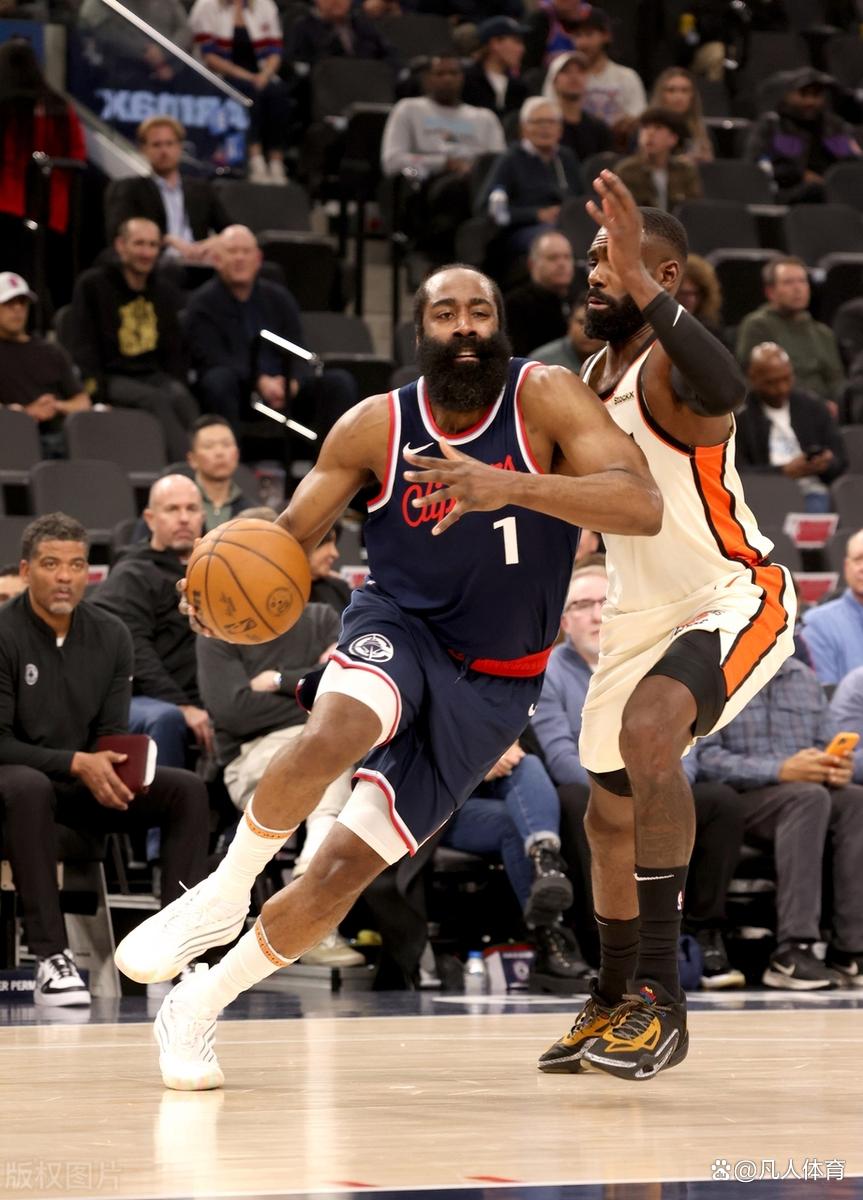 九游游戏中心-哈登连续二十场比赛得分超过爆冷，西班牙队不断突破！全场沸腾不已的简单介绍